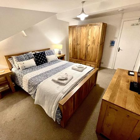 Tidesreach Filey, Sleeps 13, Close To Beach Eksteriør bilde