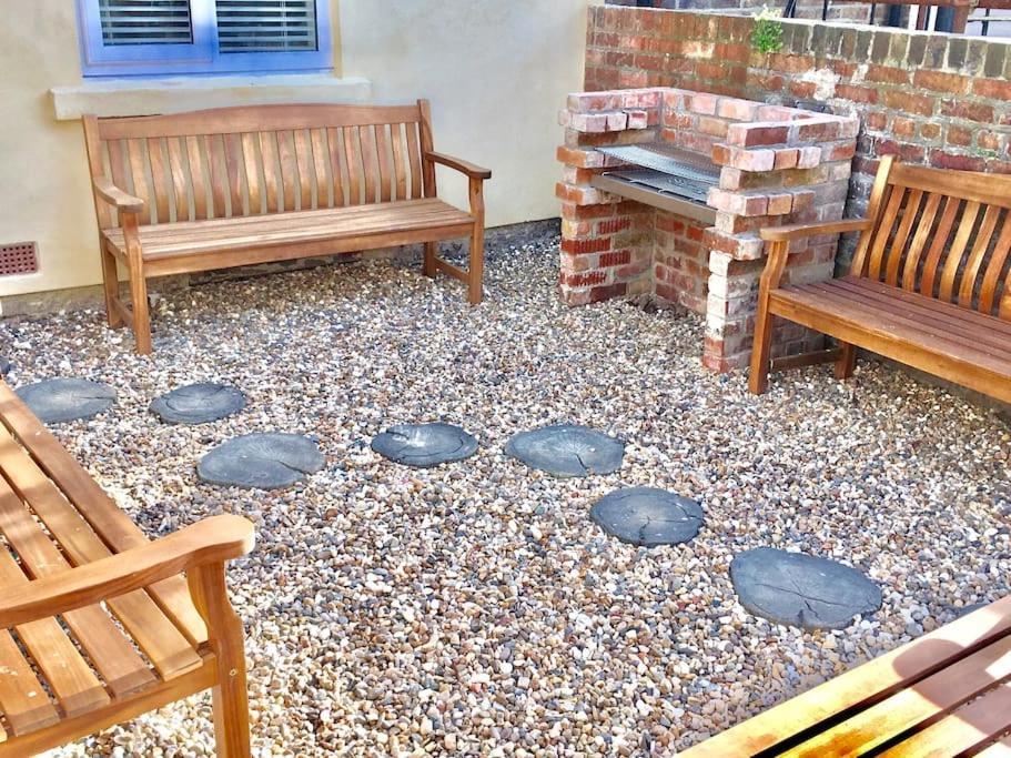 Tidesreach Filey, Sleeps 13, Close To Beach Eksteriør bilde